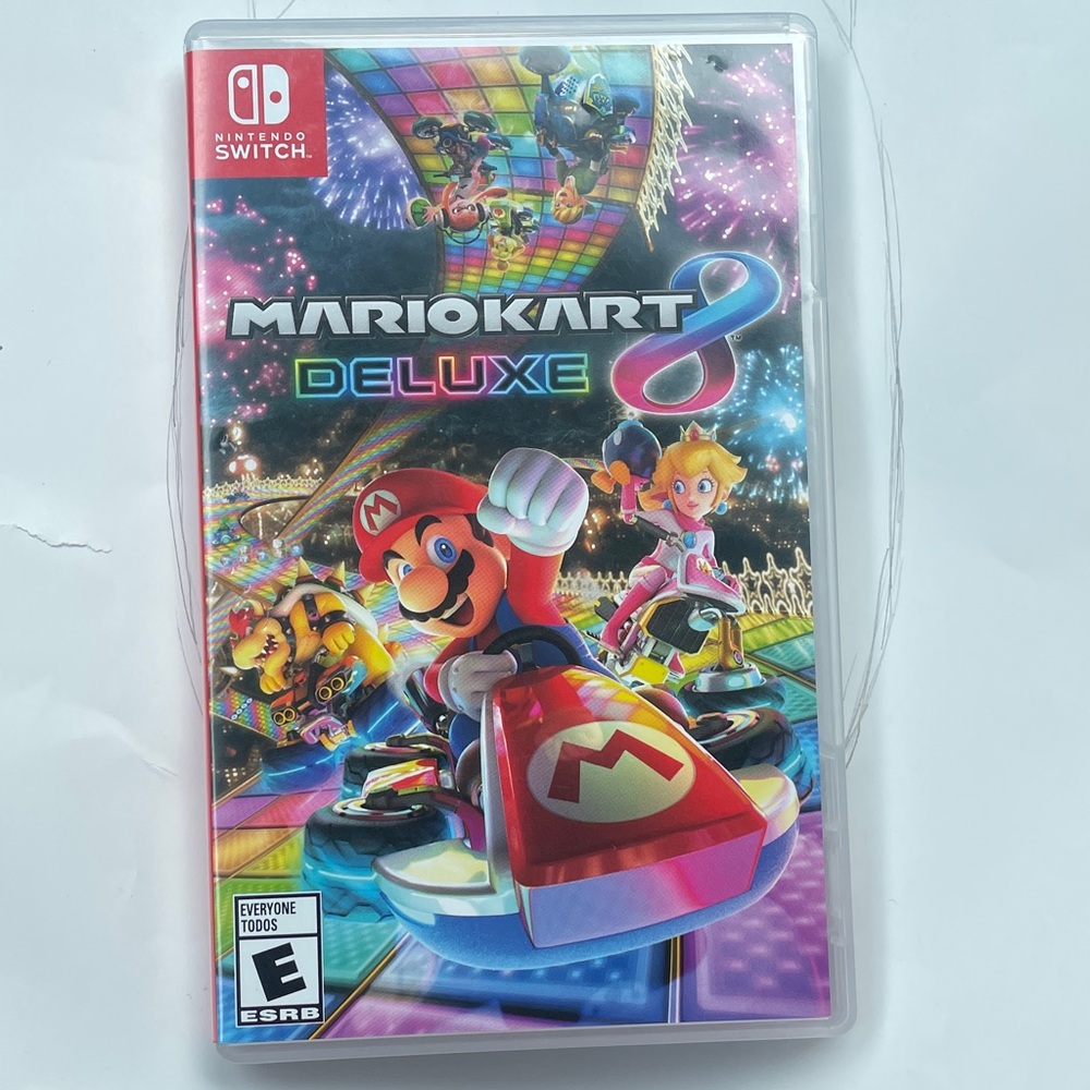 Nintendo Mario Kart 8 Deluxe - Red, Blue, Pink